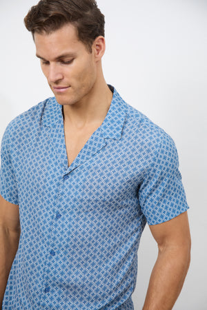 Printed Shirt in Slate Blue/White Circle Geo - TAILORED ATHLETE - ROW