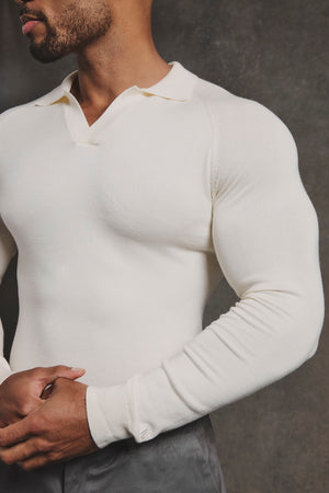 Open Collar Knitted Polo Shirt in Winter White