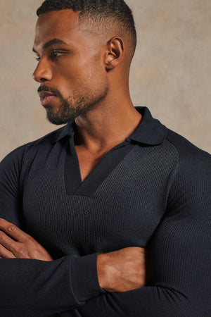 Textured Buttonless Polo Shirt in Navy
