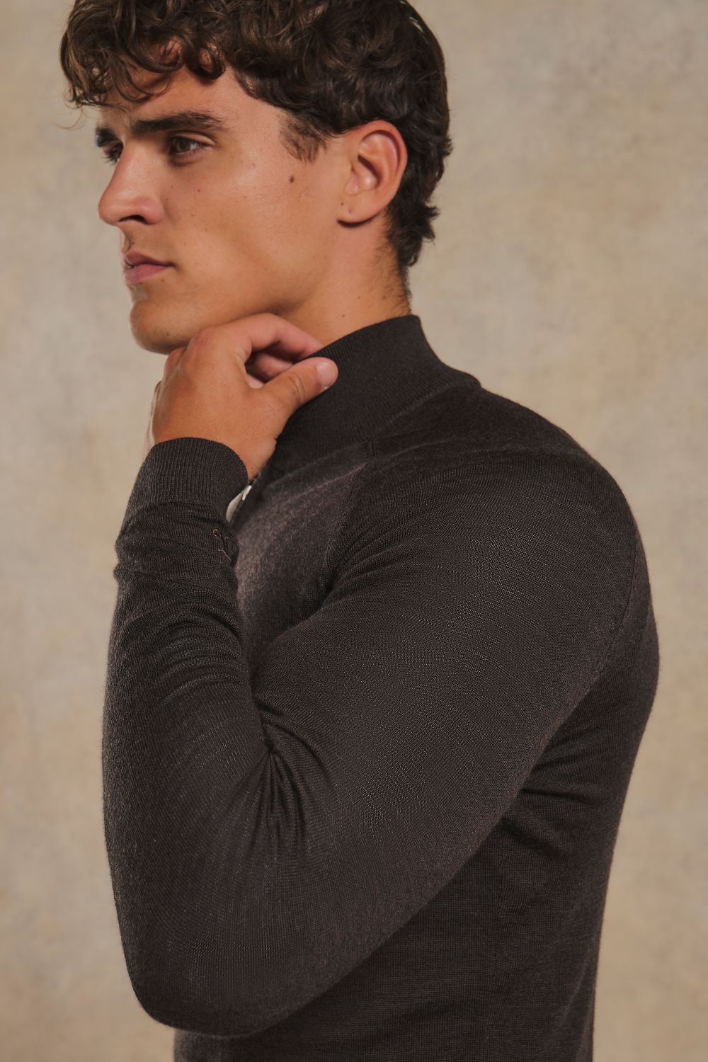 Extra Fine Merino Wool Half Zip Neck Jumper in Bitter Chocolate