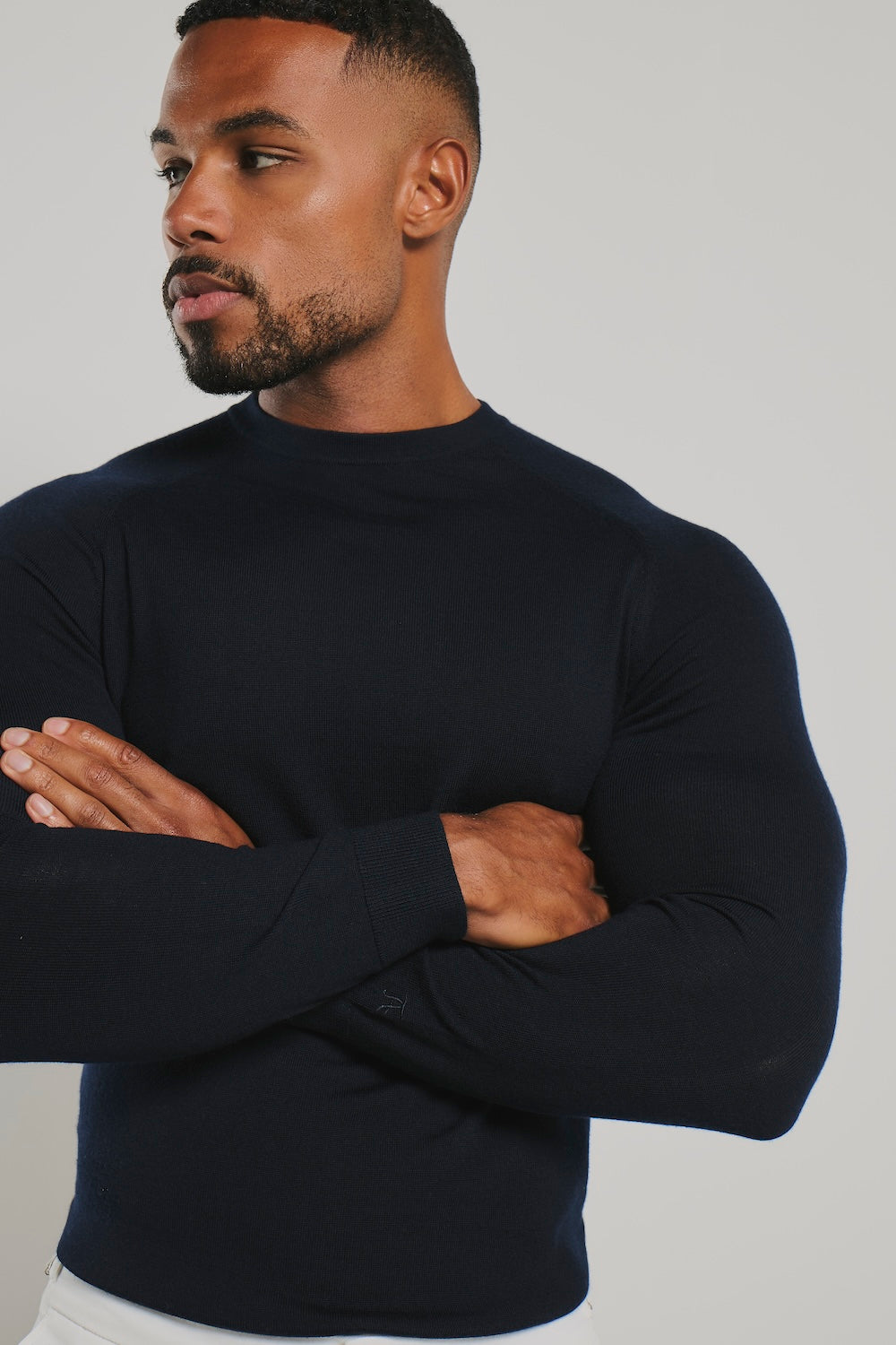 Extra Fine Merino Wool Crew Neck Jumper in Navy