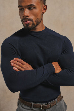 Extra Fine Merino Wool Crew Neck Jumper in Navy