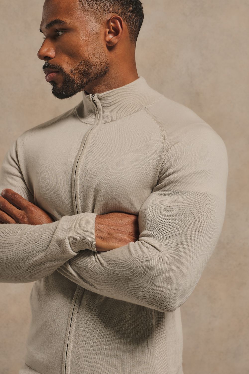 Extra Fine Merino Wool Knitted Zip Through in Alabaster
