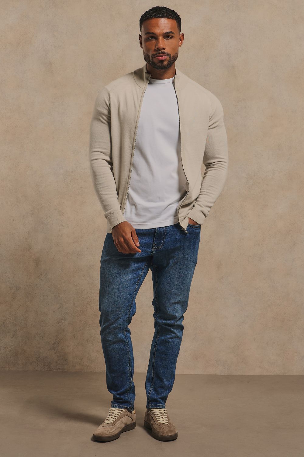 Extra Fine Merino Wool Knitted Zip Through in Alabaster