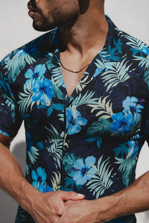 Printed Shirt in Navy Tropical Palms - TAILORED ATHLETE - ROW