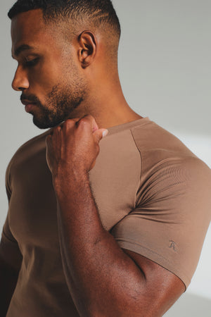 Muscle Fit V Neck in Soft Walnut