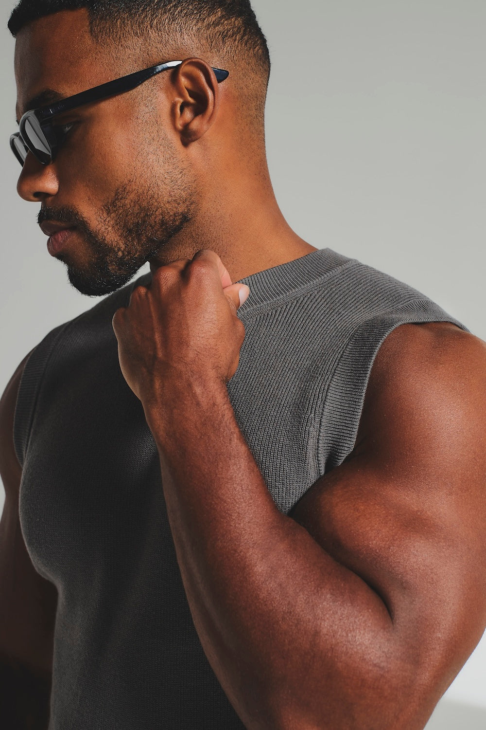 Knitted Vest in Olive