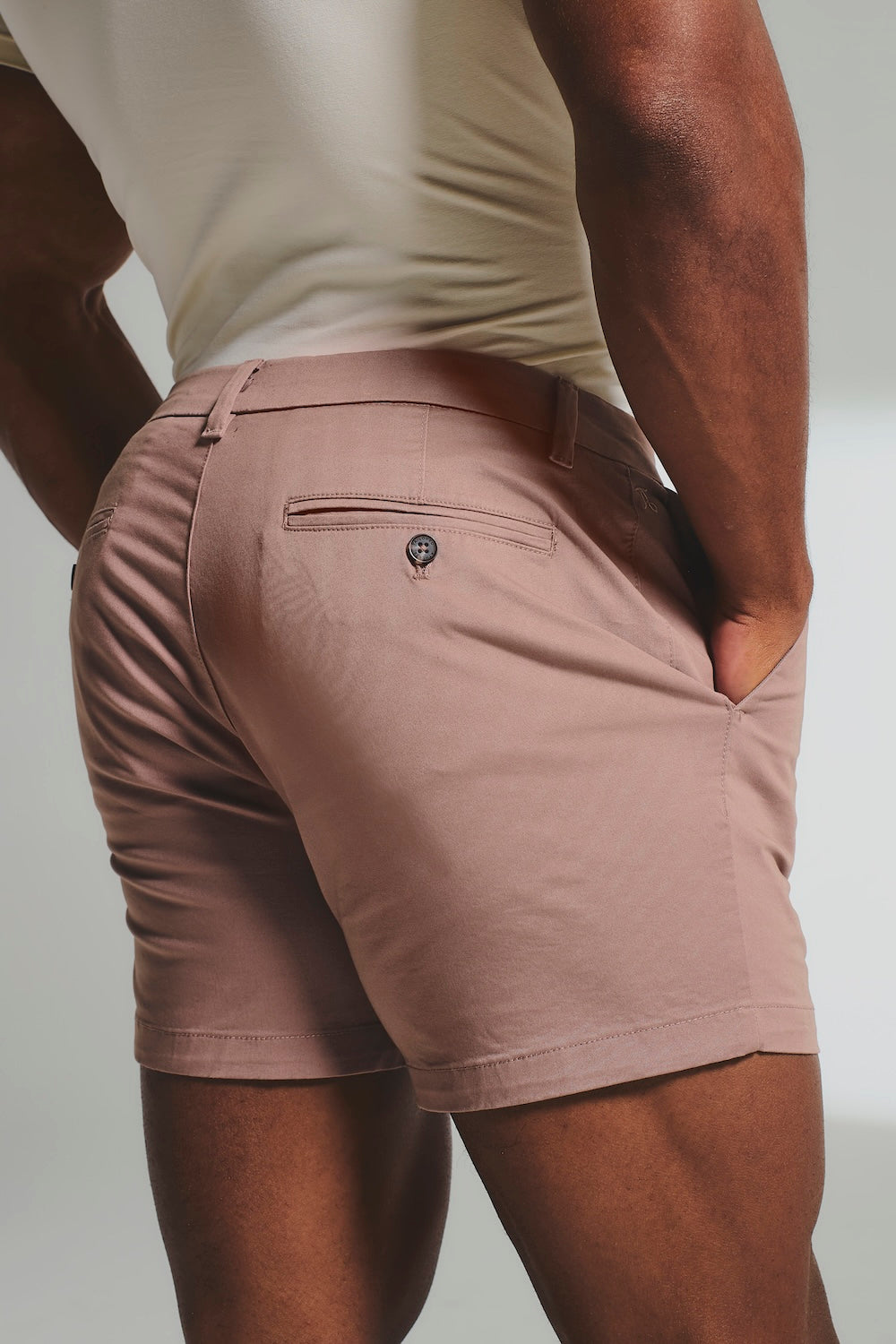 Muscle Fit Stretch Chino Shorts - Shorter Length in Dusky Pink