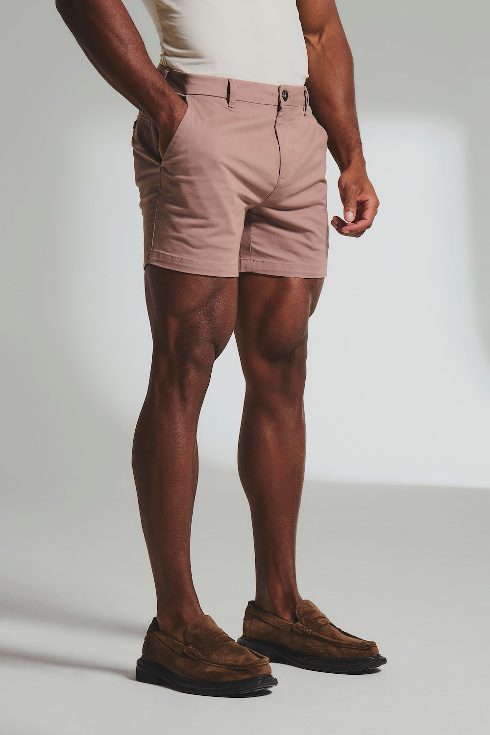 Muscle Fit Stretch Chino Shorts - Shorter Length in Dusky Pink