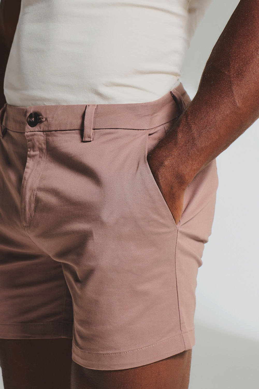 Muscle Fit Stretch Chino Shorts - Shorter Length in Dusky Pink
