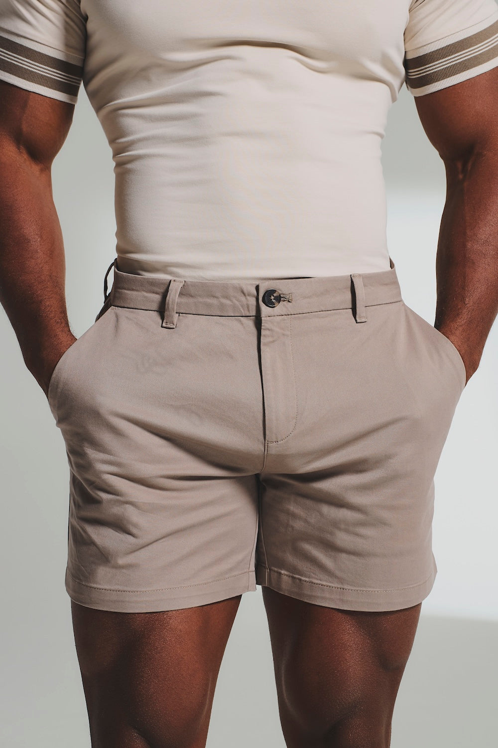 Muscle Fit Chino Shorts - Shorter Length in Mushroom