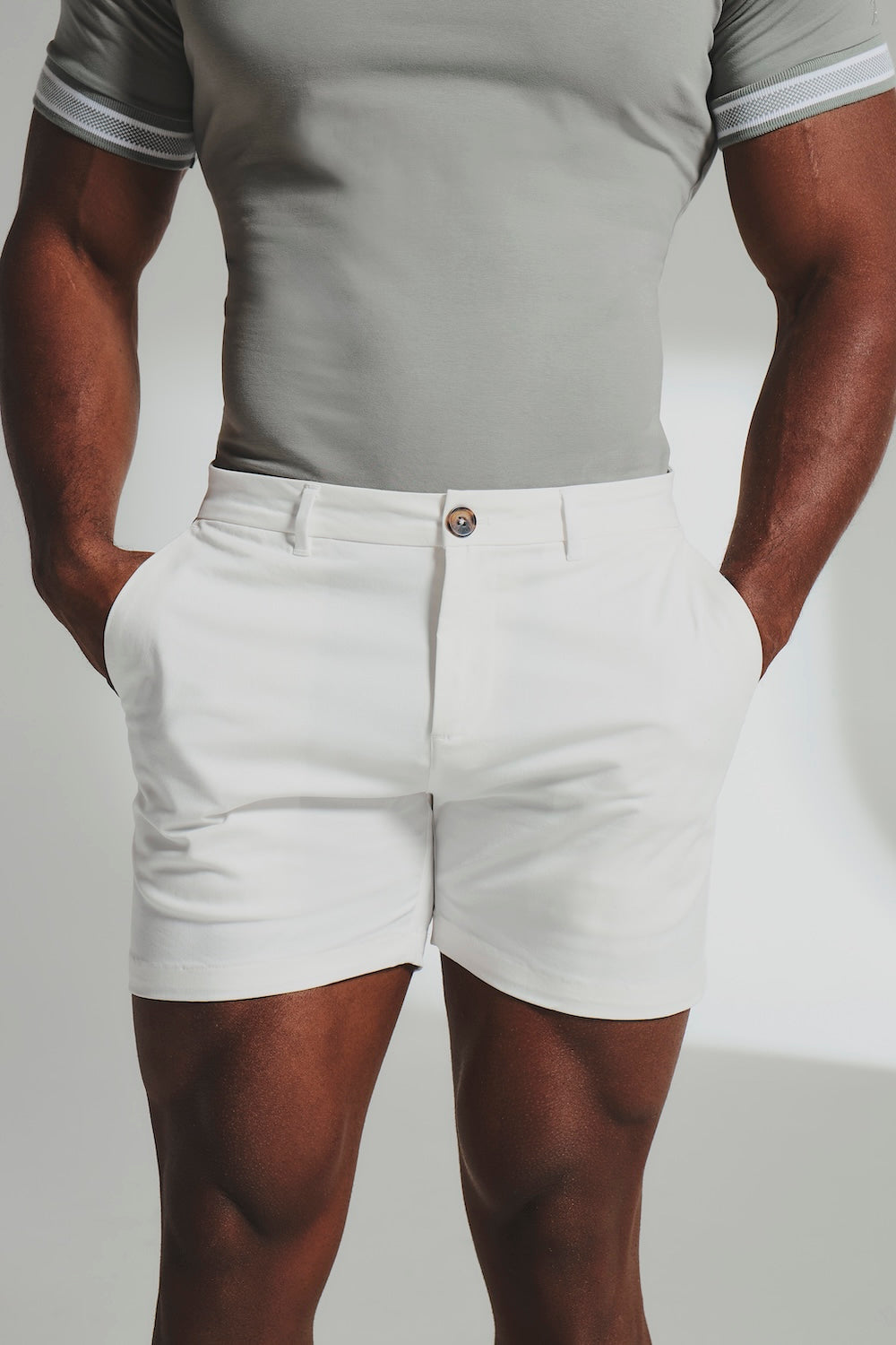 Muscle Fit Chino Shorts - Shorter Length in Chalk