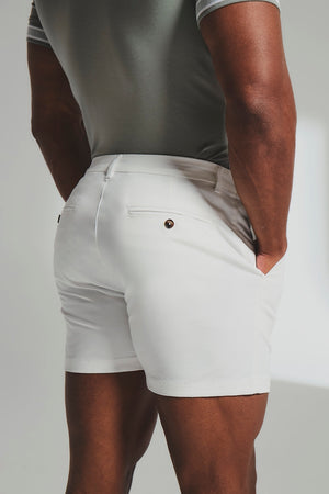 Muscle Fit Chino Shorts - Shorter Length in Chalk