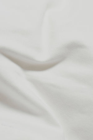 Muscle Fit Chino Shorts - Shorter Length in Chalk