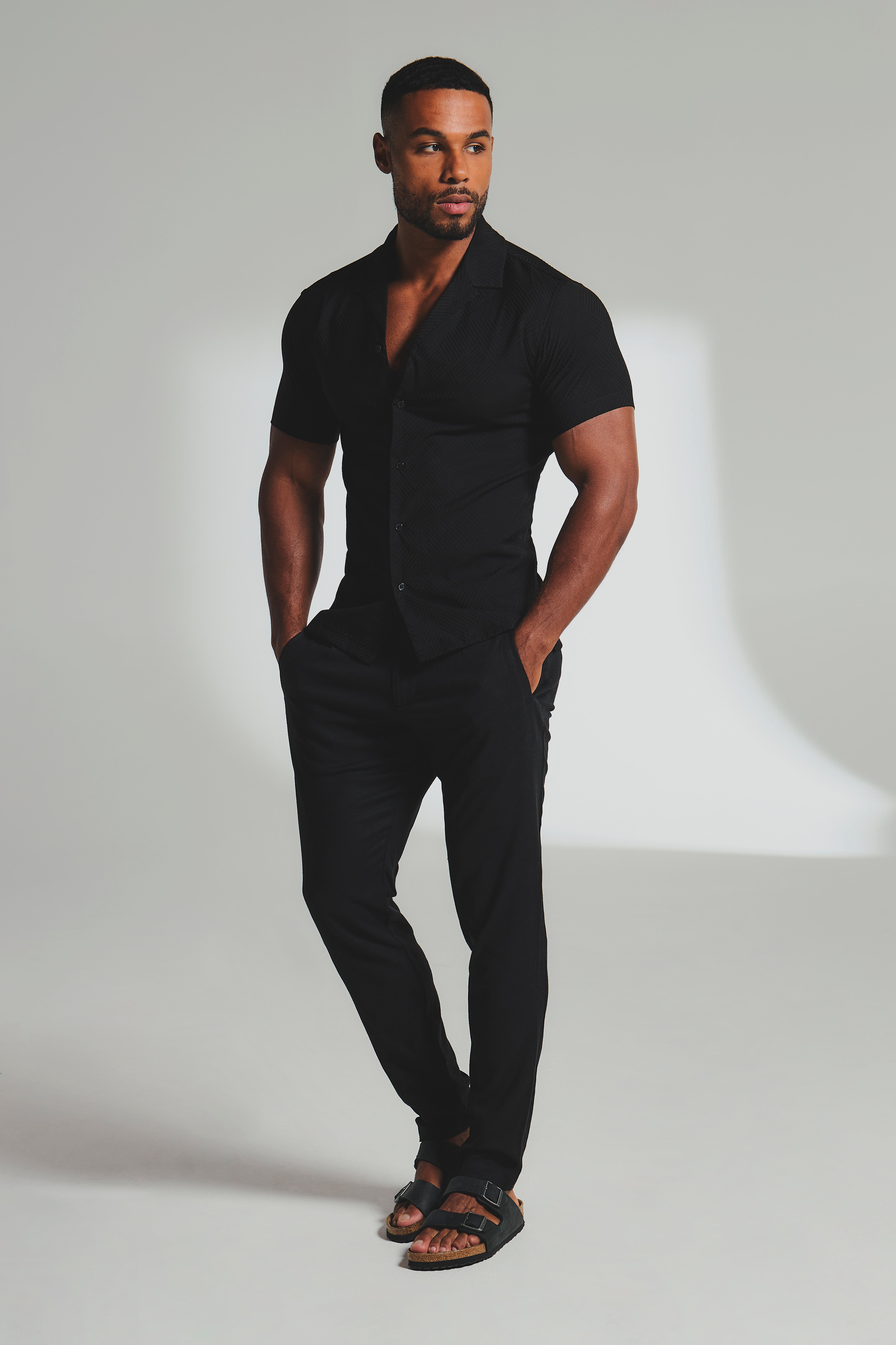Woven Textured Cuban Collar Shirt in Black