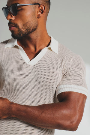 Colour Block Tipped Knitted Open Collar Polo in Neutral