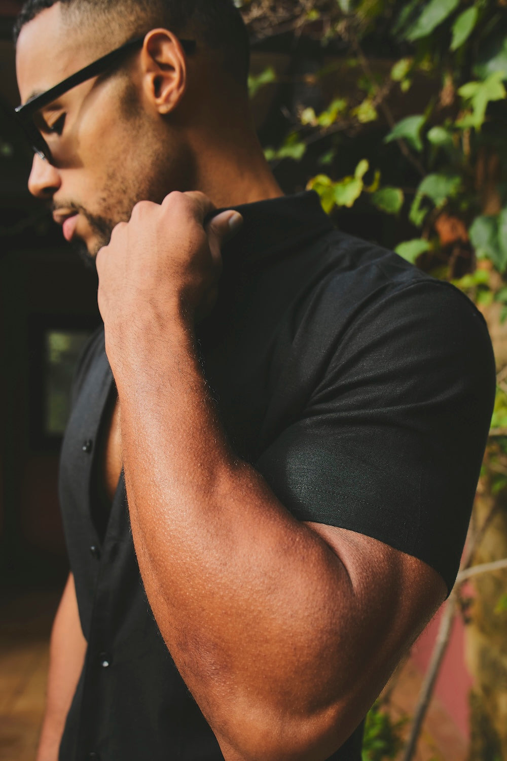 Stretch Linen Blend Button Through Shirt in Black