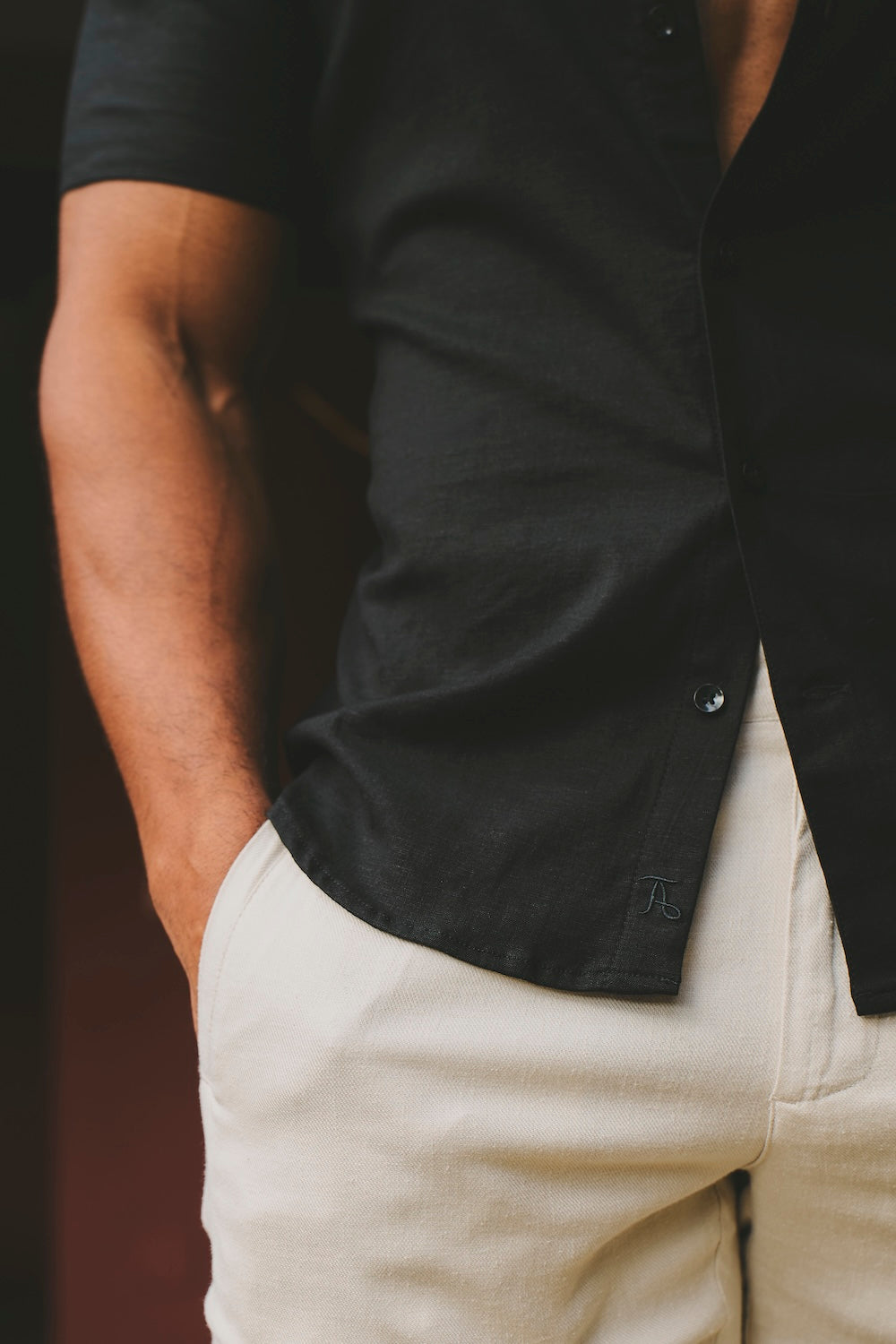 Stretch Linen Blend Button Through Shirt in Black