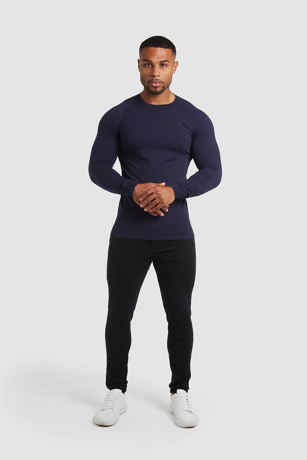 Muscle Fit T-Shirt in Navy - TAILORED ATHLETE - ROW