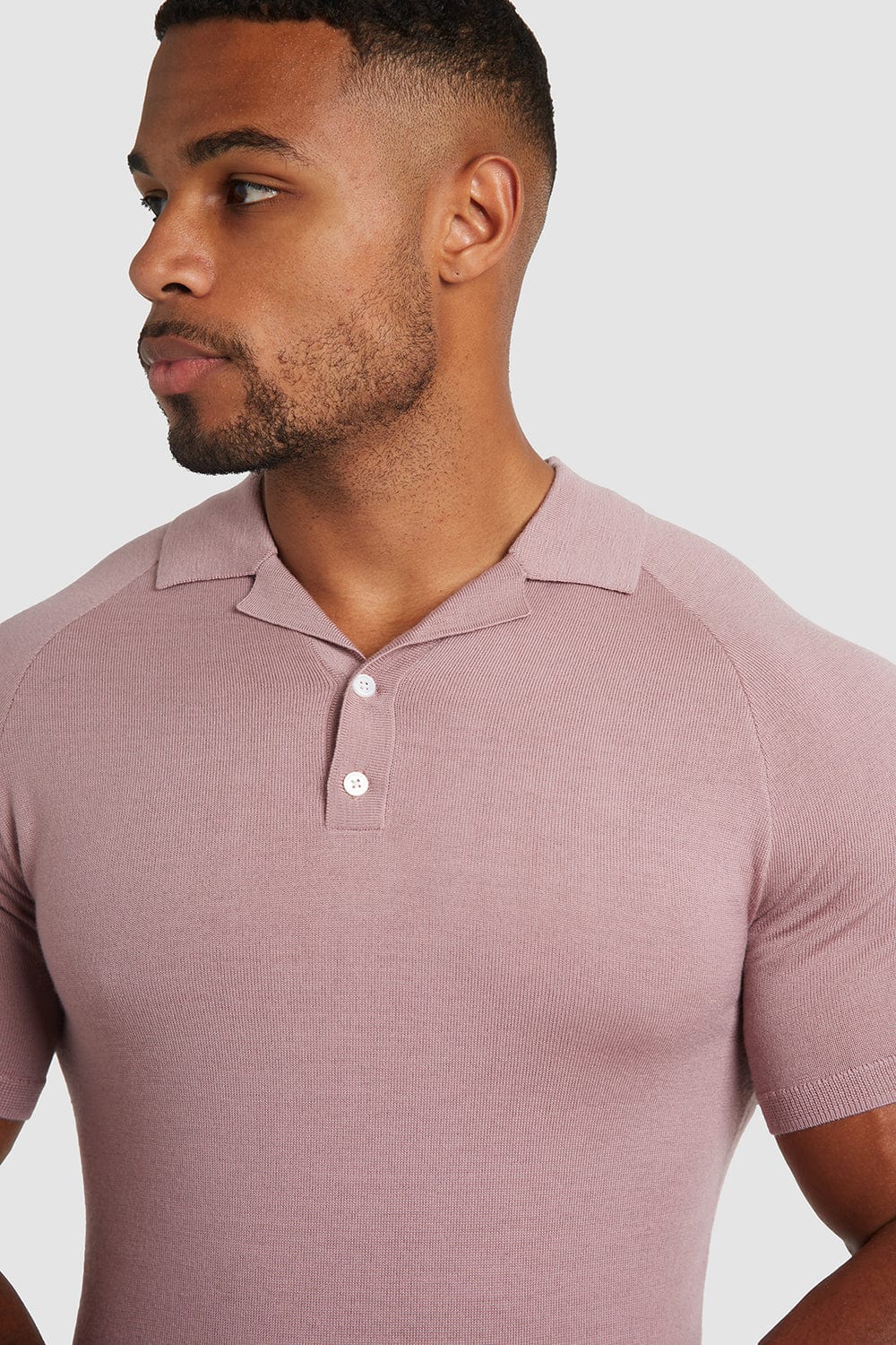 Pink collar outlet polo shirt