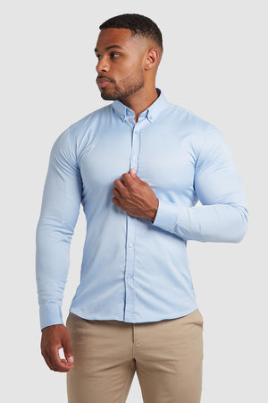 Muscle Fit Signature Shirt 2.0 in Blue - TAILORED ATHLETE - ROW