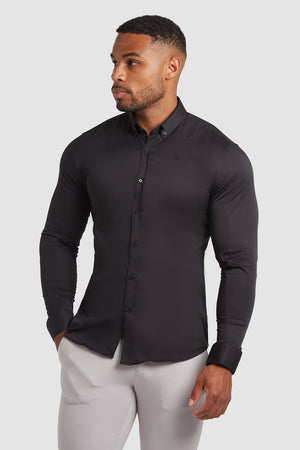 Muscle Fit Signature Shirt 2.0 in Black - TAILORED ATHLETE - ROW