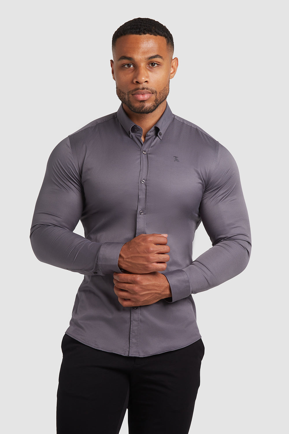 Muscle Fit Signature Shirt 2.0 in Grey - TAILORED ATHLETE - ROW