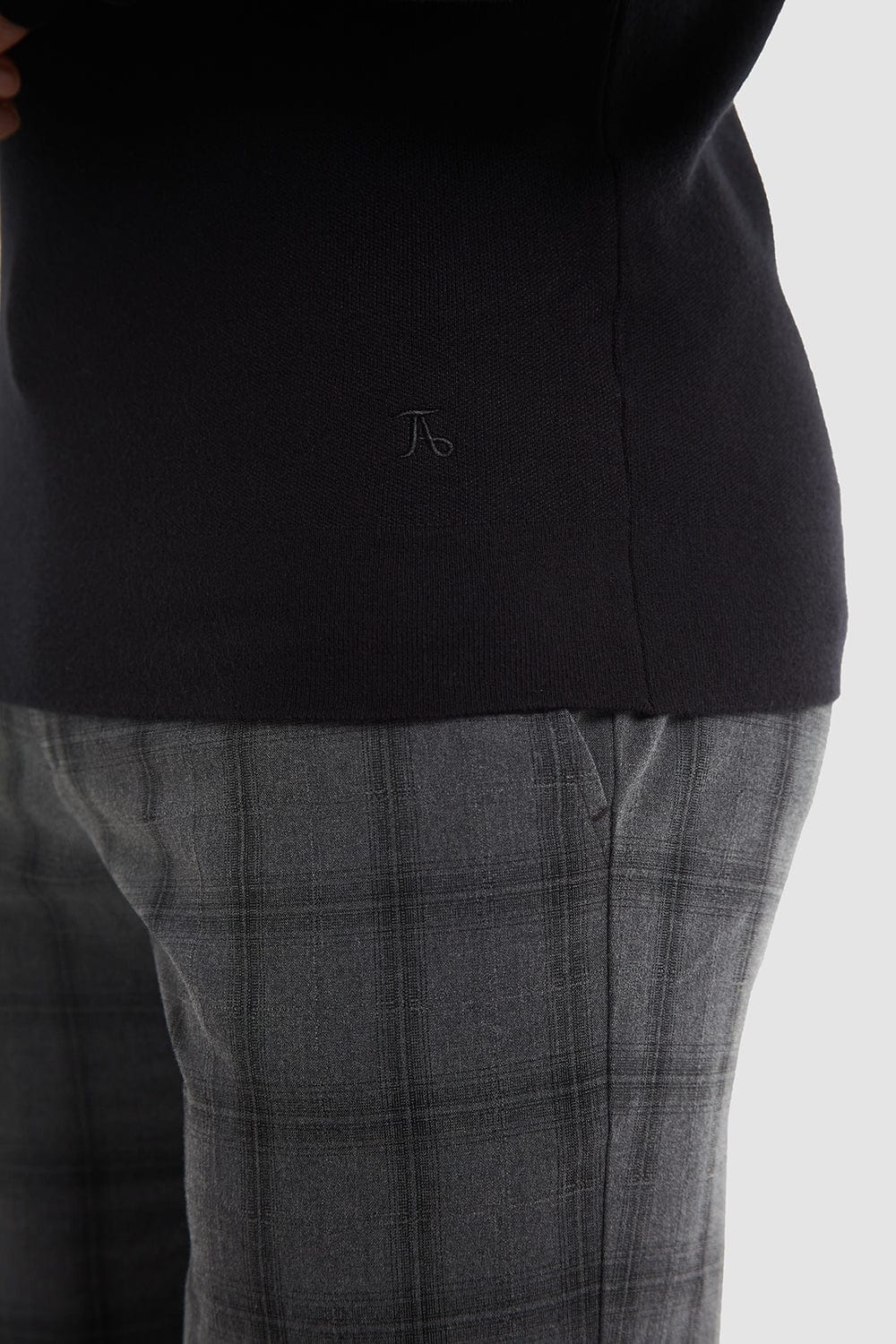 Super Soft Roll Neck in Black - TAILORED ATHLETE - ROW