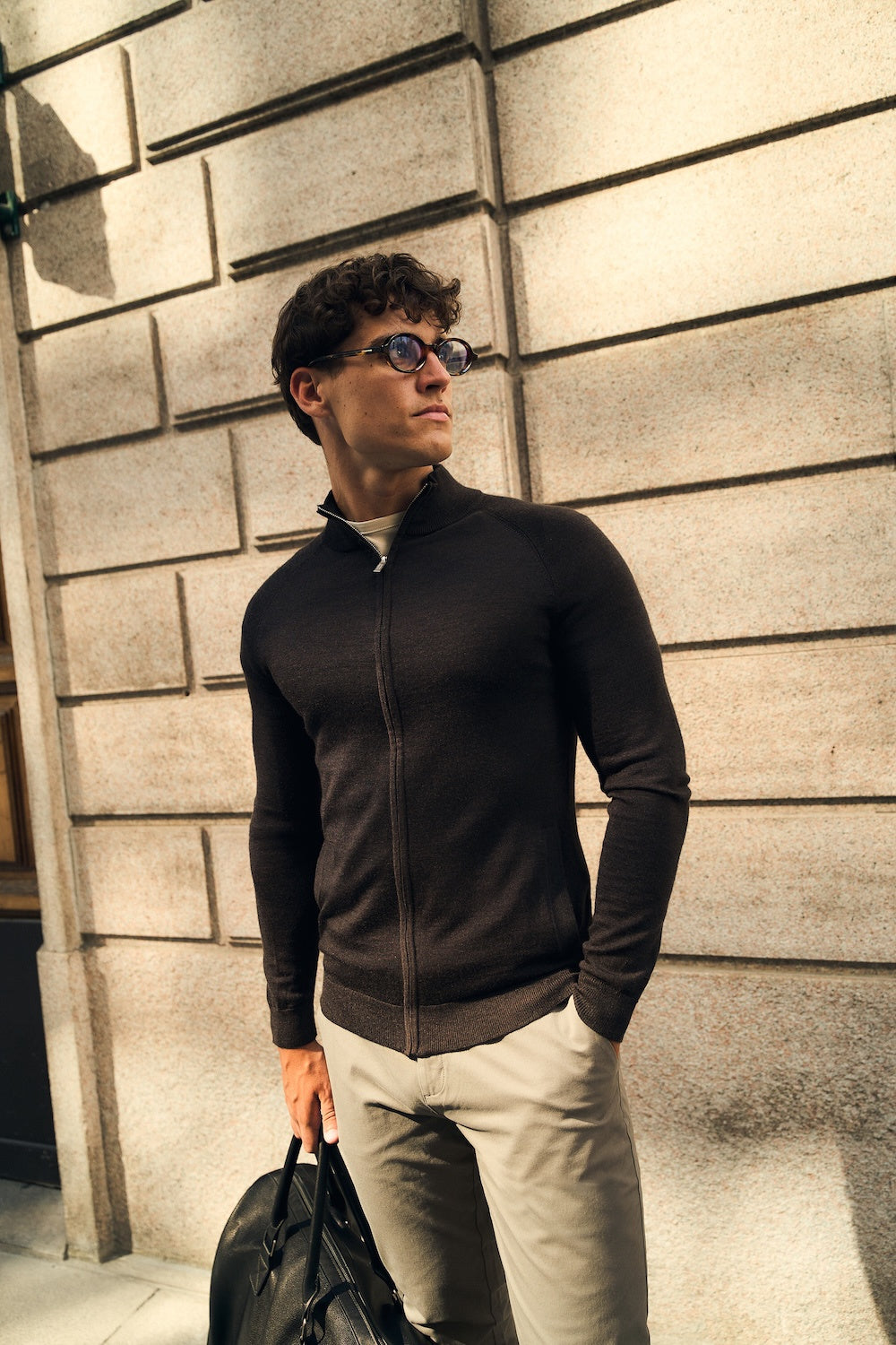 Extra Fine Merino Wool Knitted Zip Through in Bitter Chocolate