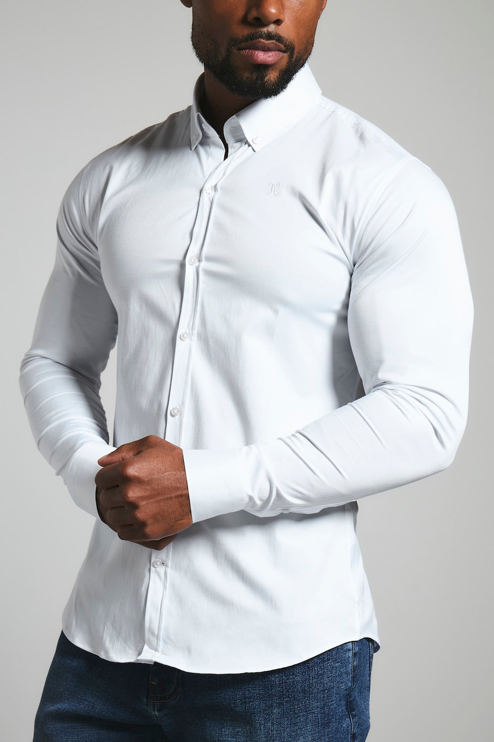 Muscle Fit Signature Shirt 2.0 in White