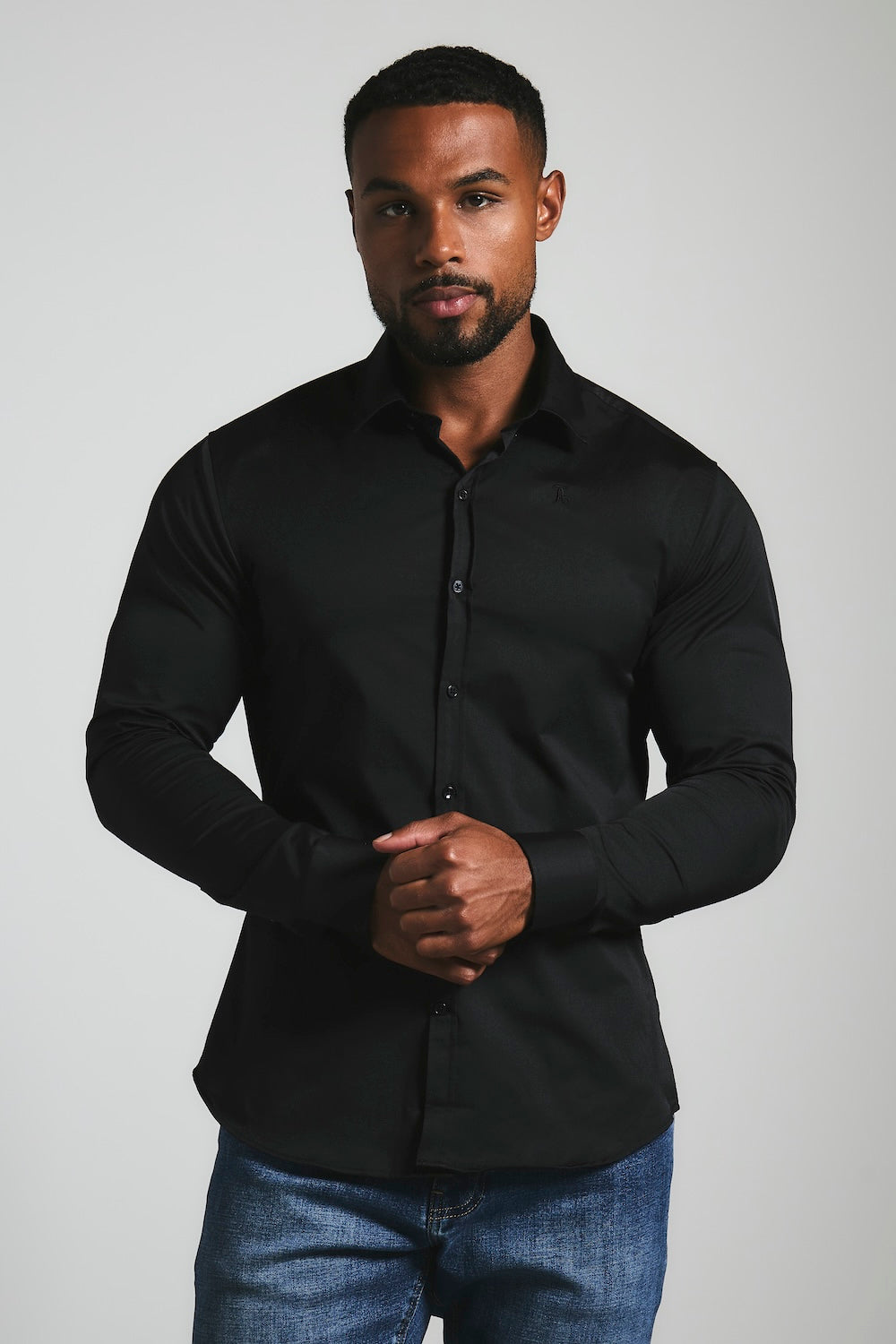 Muscle Fit Signature Shirt 2.0 in Black