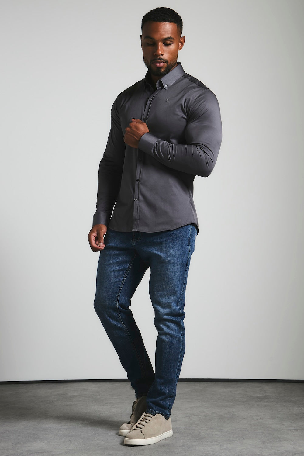 Muscle Fit Signature Shirt 2.0 in Grey