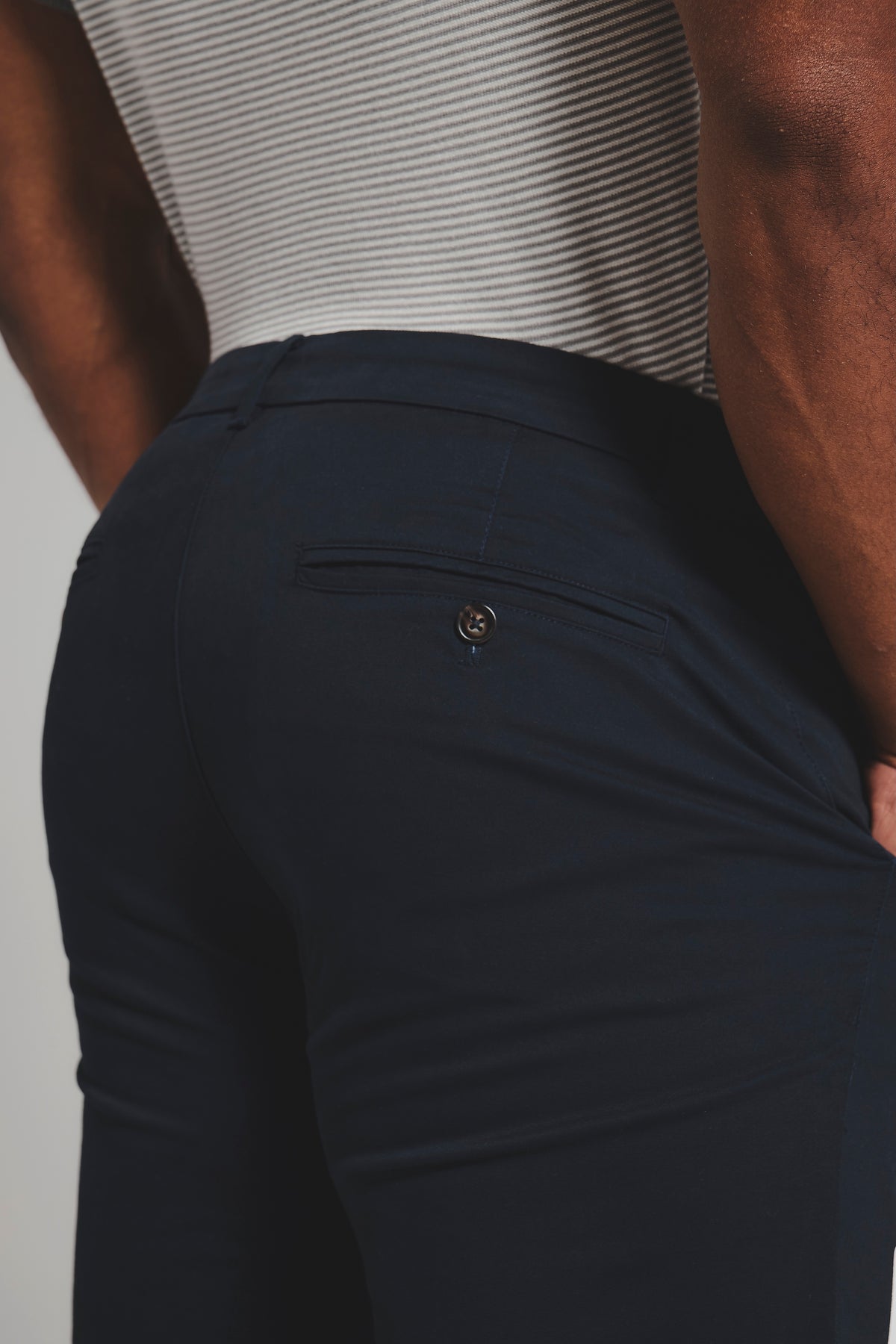 Muscle Fit Cotton Stretch Chino Trouser in Navy