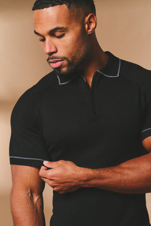 Tipped Knitted Zip Neck Polo Shirt in Black