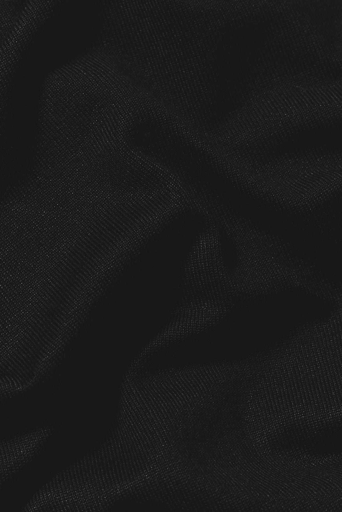 Tipped Knitted Zip Neck Polo Shirt in Black