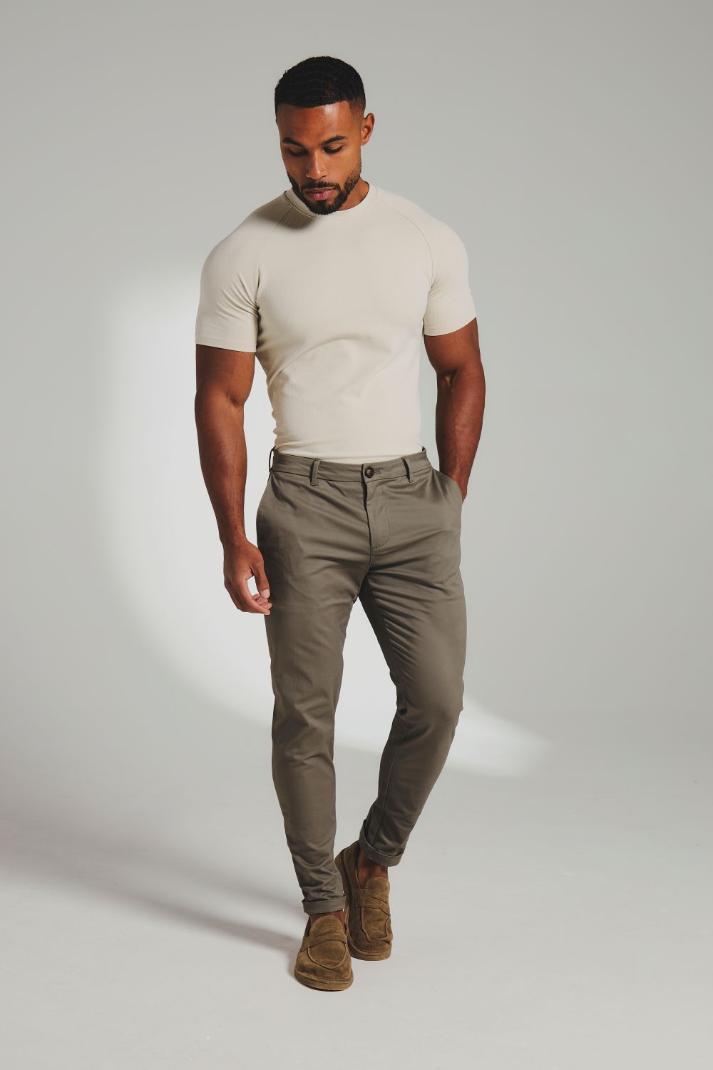 Muscle Fit Cotton Stretch Chino Trouser in Khaki