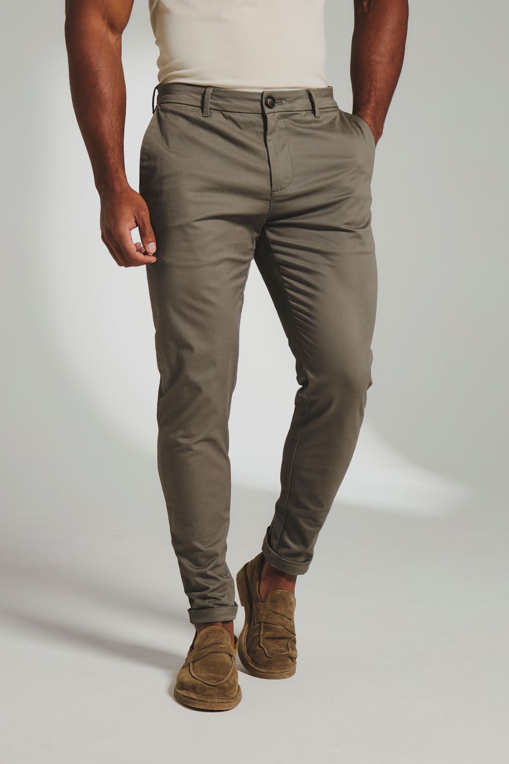 Muscle Fit Cotton Stretch Chino Trouser in Khaki