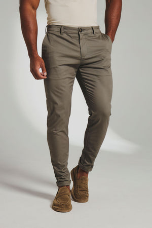 Muscle Fit Cotton Stretch Chino Trouser in Khaki