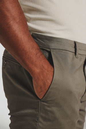 Muscle Fit Cotton Stretch Chino Trouser in Khaki