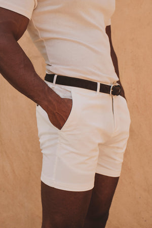 Muscle Fit Chino Shorts - Shorter Length in Chalk