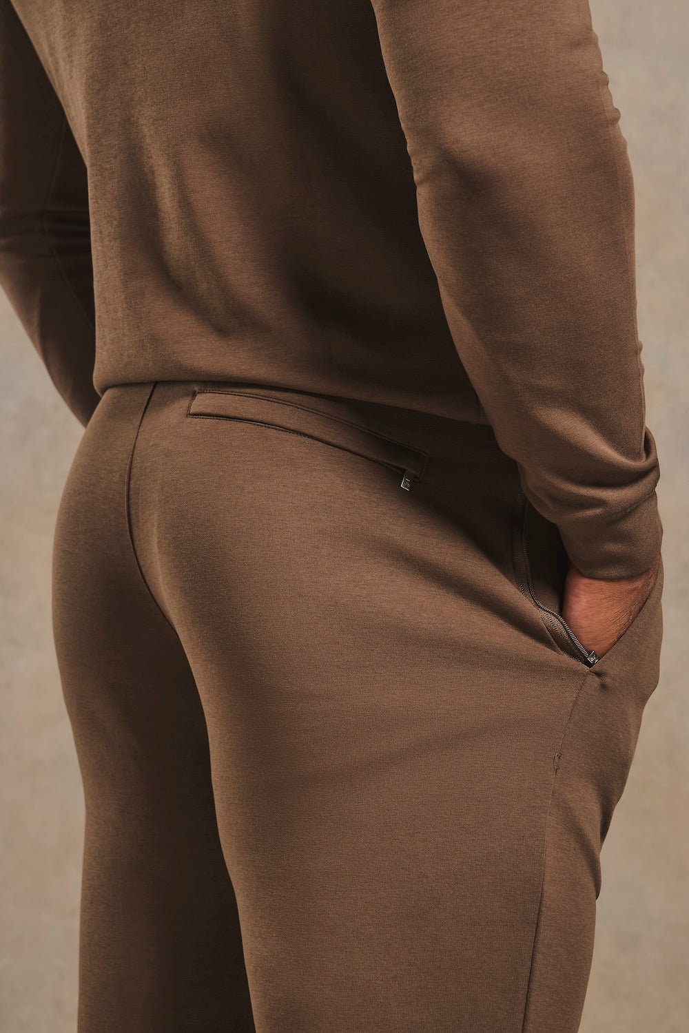 Interlock Sweat Joggers in Cappuccino
