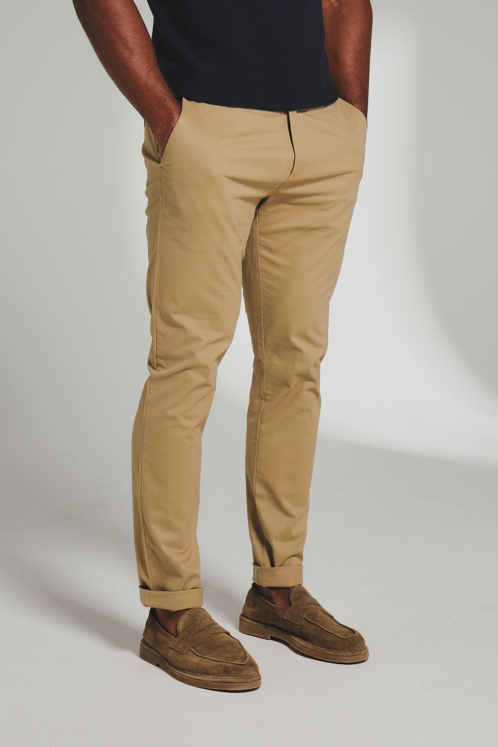 Muscle Fit Cotton Stretch Chino Trouser in Dark Stone