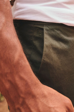 Muscle Fit Cotton Stretch Chino Trouser in Dark Khaki