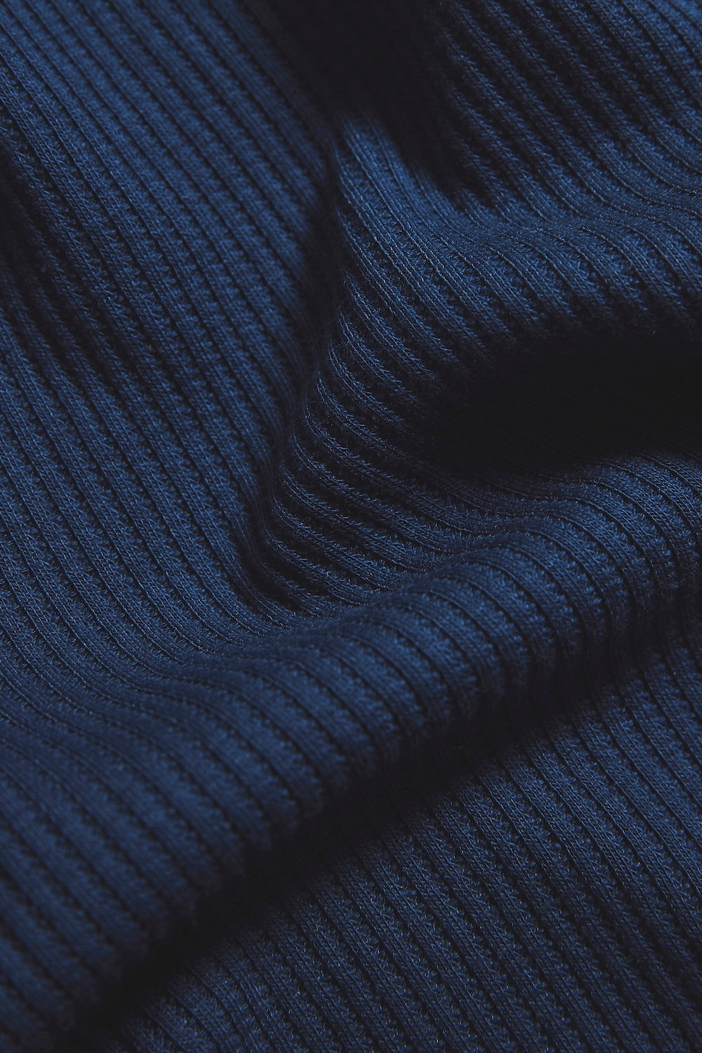 Textured Colour Blocked T-Shirt in Navy and White