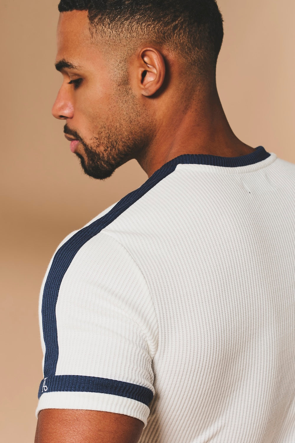 Textured Colour Blocked T-Shirt in White and Navy