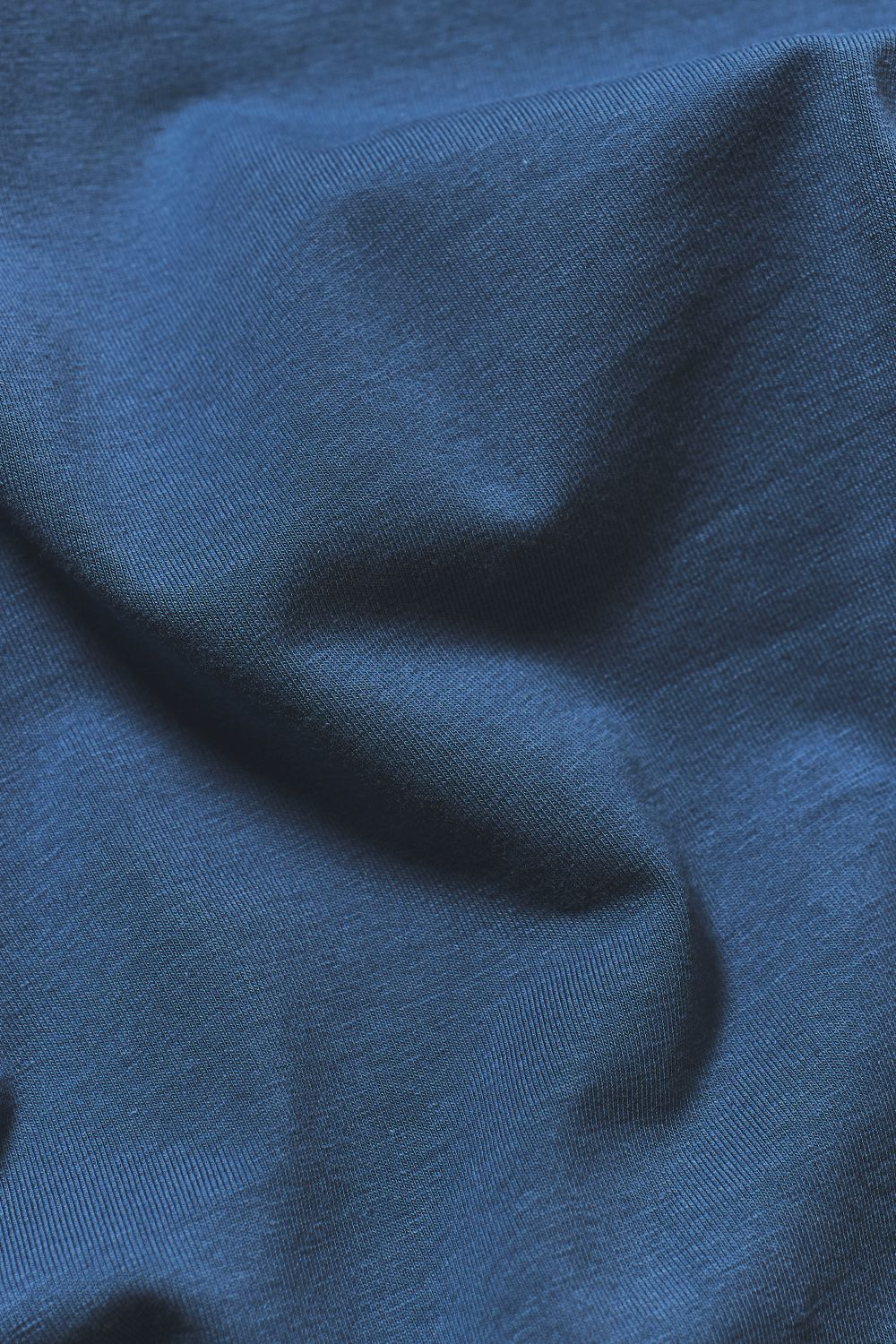 Tipped Fashion Fit T-Shirt in Airforce and Navy