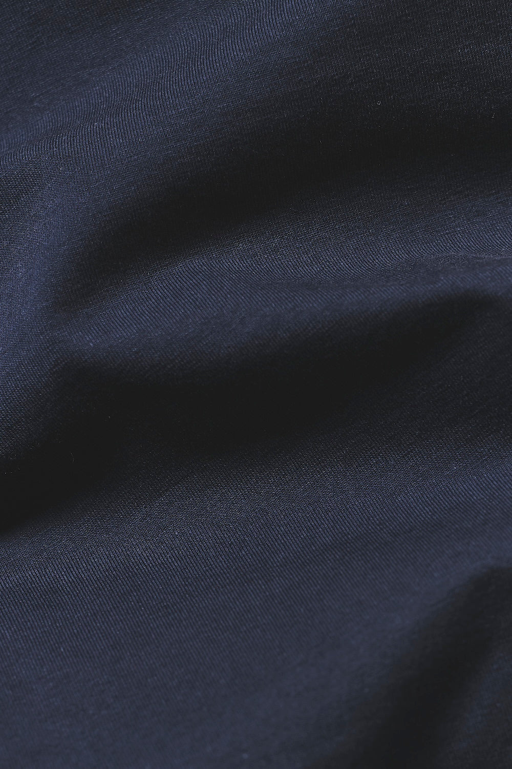 Tipped Fashion Fit T-Shirt in Navy and White