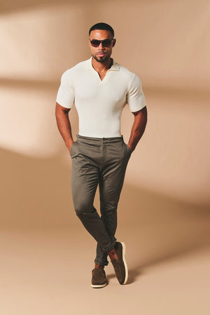 Fine Cable Knitted Open Collar Polo Shirt in Ecru