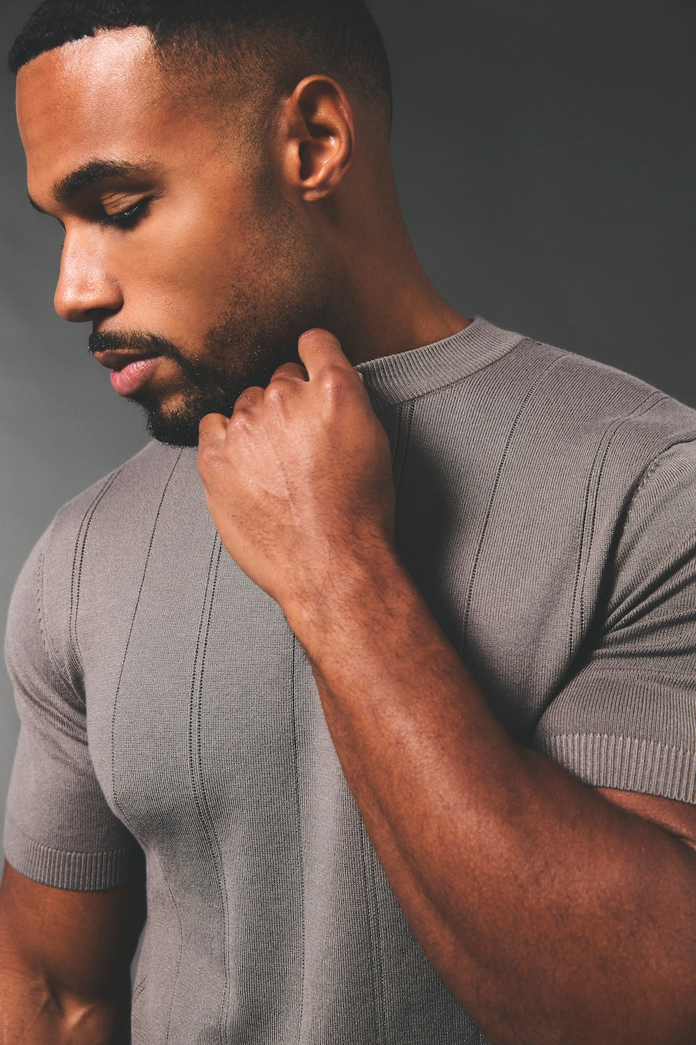 Vertical Stripe Knitted T-Shirt in Taupe