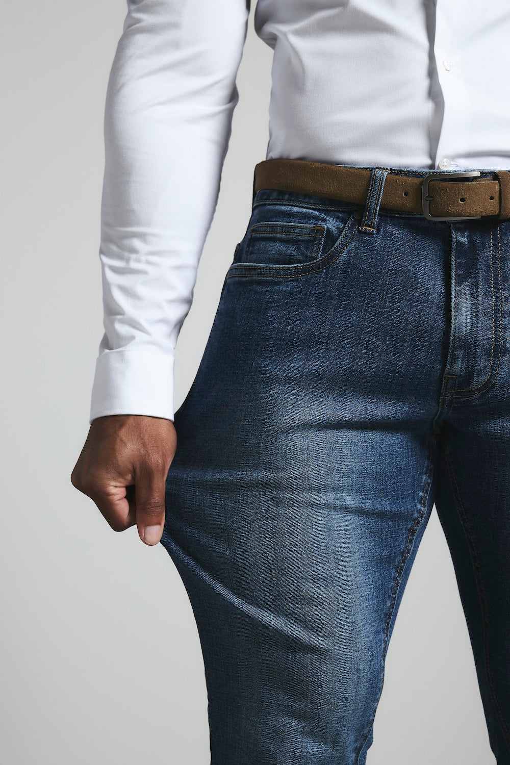 Muscle Fit Stretch Jeans in Mid Blue